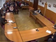 Заммэра Черкасс не сумел отличить римскую X от буквы  хэ 