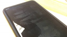 Users complain about the oleophobic coating Pixel 2 XL