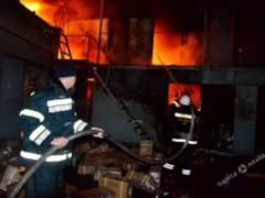 На одеському промринку  Сьомому кілометрі  вночі горіли склади