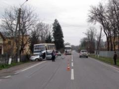 In Prykarpattya the car collided with a bus, a man was killed