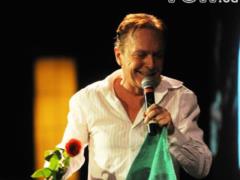 A famous American singer was hospitalized in critical condition