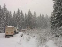 Because of snowfalls in Transcarpathia announced a storm warning