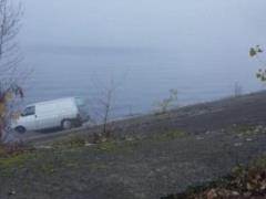 В Черкассах пьяный водитель случайно въехал в Днепр