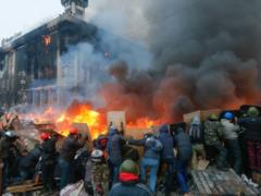 Poroshenko signed a law that grants beneficiaries of the Revolution the benefits of ATU fighters