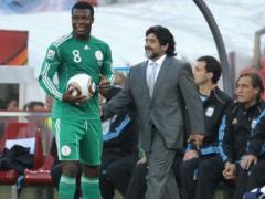 Ayebeni announced his retirement