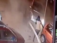Китаец дважды избежал смерти за 5 секунд