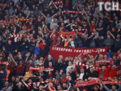 Police of Seville took the cane from the blind fan of  Liverpool  and did not want to let him to the match