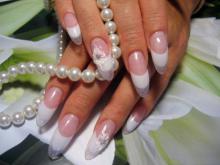 Layering nails: strengthening of nails