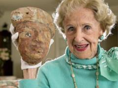 95-летнюю расхитительницу гробниц обвиняют в краже артефактов