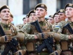 ВСУ продолжат наращивать свои возможности, - Муженко