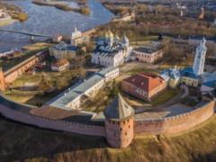 If it were not for Moscow. The journalist described how the Muscovites "established contacts" with their neighbors