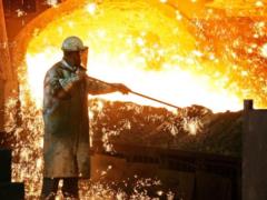 Russia remained without a metallurgical giant
