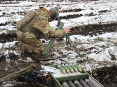26 обстрелов за сутки, один боец ранен. Обострилась обстановка на Луганском направлении, - штаб
