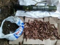 На Донеччині виявили черговий арсенал зброю,