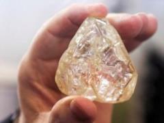 В Нью-Йорке за 6,5 миллиона долларов продали один из самых крупных бриллиантов в мире