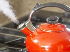 Scientists, physicians, finally explained why it is dangerous to boil water twice