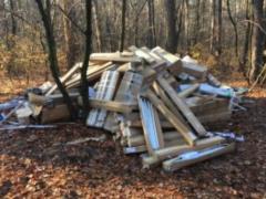 У Києві рятувальники ліквідували чотири звалища ртутних ламп
