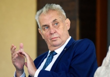 Президент Чехии обвинил лидеров ЕС в трусости и поддержке террористов