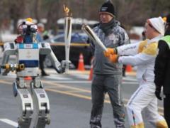 In South Korea for the first time in history attracted robots to the relay torch of the Olympic flame