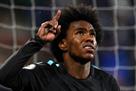 Азар отдал свою награду Лучшего игрока матча Виллиану