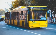 У Києві автобуси і тролейбус тимчасово змінили маршрут