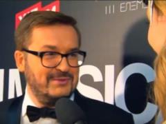 Ponomarev boasted of the talents of his 10-year-old son: He has a voice, he sings