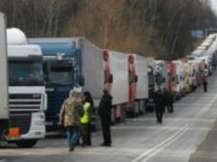 The movement of trucks in the Odessa region is limited due to bad weather
