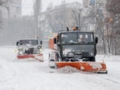 Київські комунальники перейшли на цілодобовий режим роботи