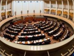 In the Parliament of Finland they want to cancel the corporate parties because of the deputies 