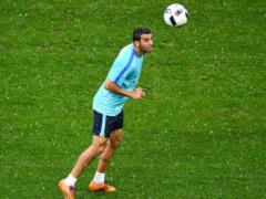 Tottenham and Everton will compete for the author of the best goal of the group stage of the Champions League