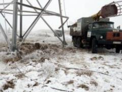 В трех областях Украины без света остаются 34 населенных пункта