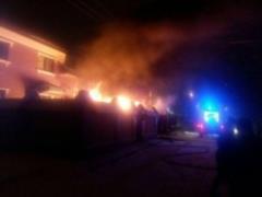 В Ровно сожгли два авто