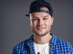 The odious Belarusian singer Max Korzh was still allowed to go to Ukraine