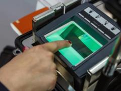 Україна введе біометричний контроль до кінця року