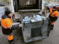 Киевляне жалуются на горы мусора в подземных переходах