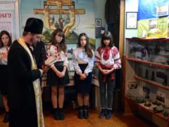 В одной из школ Тернополя открыли уголок памяти погибших бойцов АТО