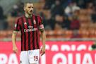 Capello: Bonucci does not know how to defend himself
