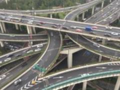 China for five years built 530 thousand. km of roads