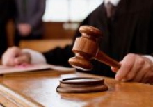 Приватбанк обжаловал арест счетов по иску Суркисов