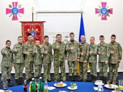 Полторак поздравил военных лицеистов