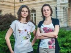 Sisters Muzychuk hit the top 10 of the world s strongest chess players