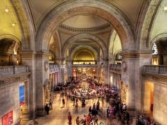 Metropolitan Museum set the price of entry for the first time in 50 years