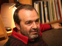  Breathe deeply . Shenderovich reminded Russians about the most important truth in the world