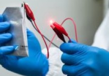 Китайские ученые разработали аккумулятор, заряжающийся за 5 секунд