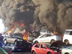 Рядом с аэропортом Дублина бушует пожар