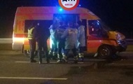 В Киеве скорая протаранила автомобиль: пять пострадавших