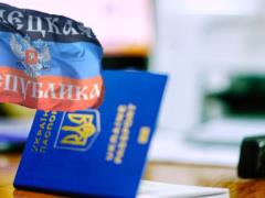 Donetsk residents flee abroad