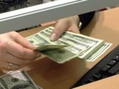 Наличный доллар в четверг набрал 18 копеек