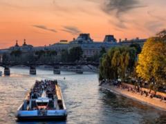 The banks of the Seine and the historic center of Rome are the most popular UNESCO sites on Wikipedia