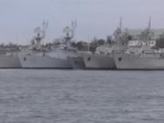 Ржавчина и облезлая краска: видео кораблей, которые Путин хочет вернуть Украине